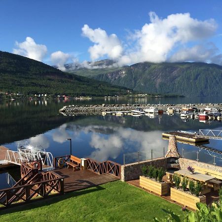 Solstrand Fjord Holiday Eidsvag  Екстер'єр фото