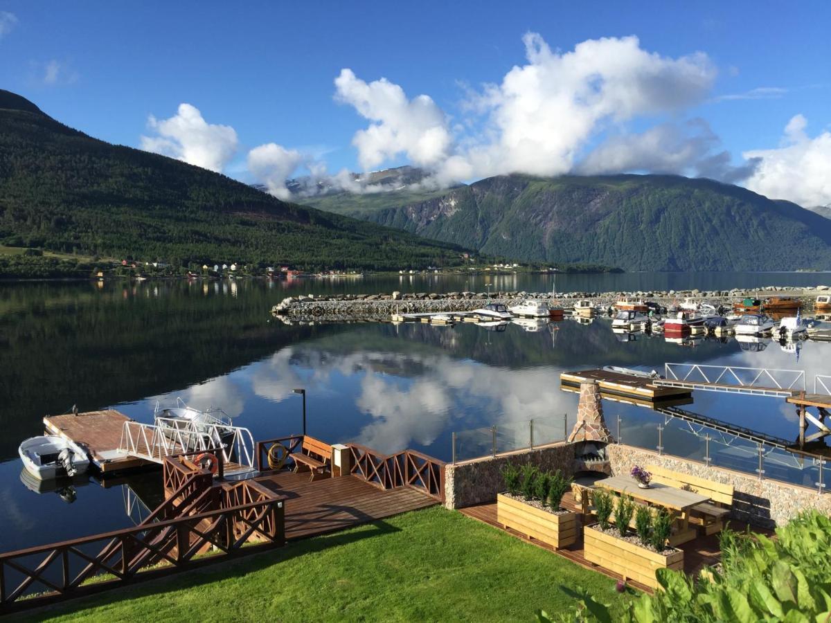 Solstrand Fjord Holiday Eidsvag  Екстер'єр фото