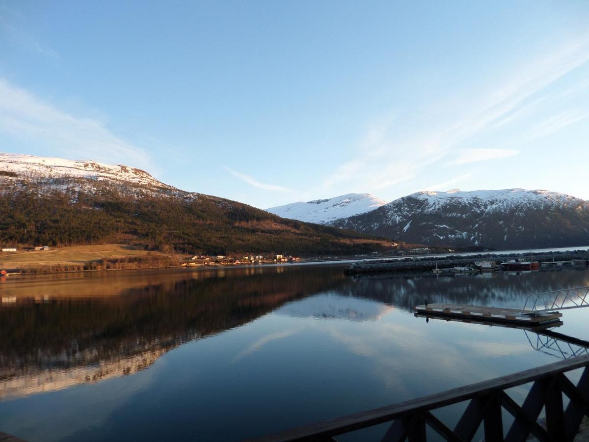 Solstrand Fjord Holiday Eidsvag  Екстер'єр фото