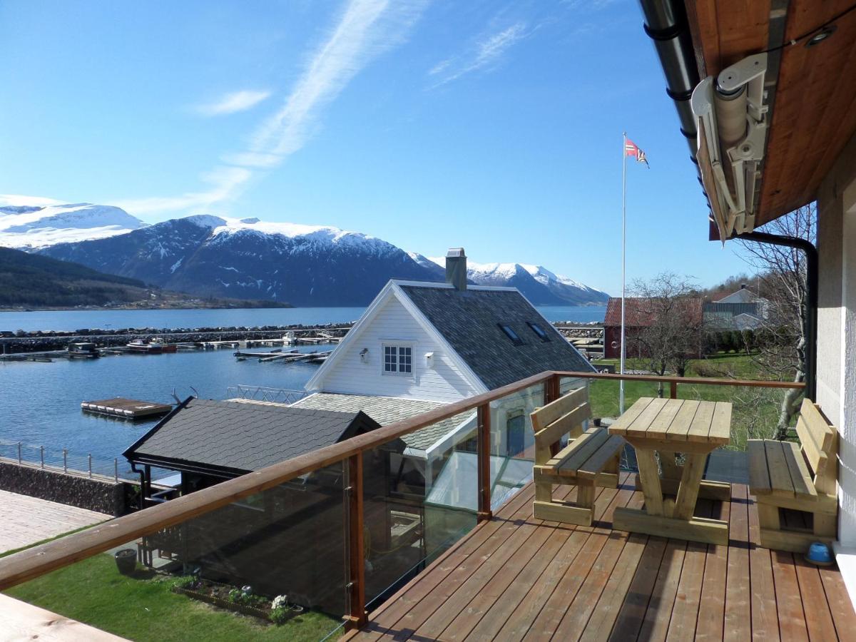Solstrand Fjord Holiday Eidsvag  Екстер'єр фото